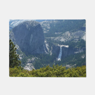 Tapete Nevada Falls pela Panorama Trail