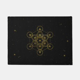 Tapete O Cubo do Metatrão é preto e ouro