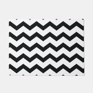 Tapete Padrão Chevron Preto e Branco