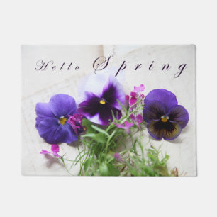 Tapete Pansies, lobelia no primavera velho da escrita