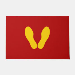 TAPETE PEGADAS AMARELAS EM VERMELHO