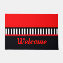 Preto vermelho escuro e branco