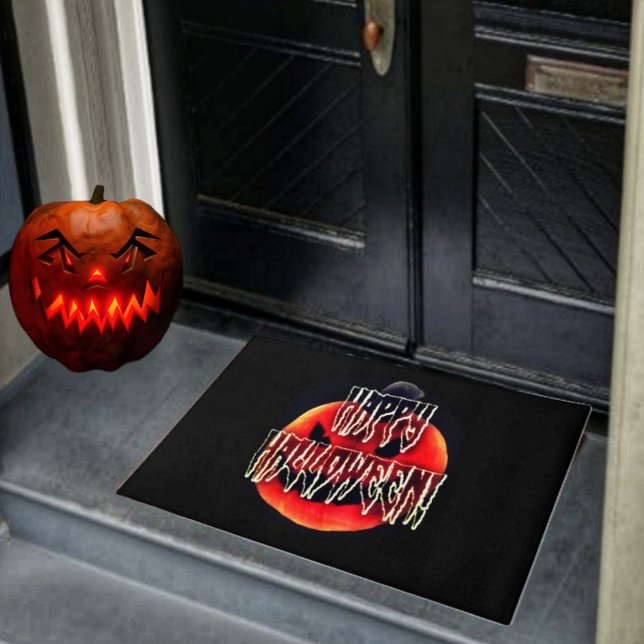 Tapete Pumpkin Scare-Wht (Give trick or treaters, an appropriately, scary welcome, with this Pumpkin Scare-Wht Door Mat!)