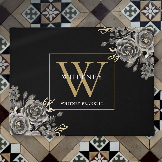 Tapete Rosas Florais Dourados Monogramas Pretos Personali (Personalized Black Gold Monogram Floral Roses Doormat)