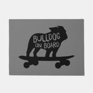 Tapete Silhueta de Cães de Skateboarding Bulldog no Con
