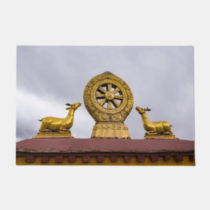 Tapete Tibete, Lhasa - Roda Dharma no templo Jokhang