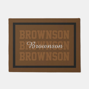 Tapete Tipografia Brown repetido Lastname alguma cor