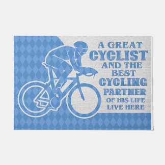 Tapete Um Ciclista De Excelentes E O Melhor Parceiro De C