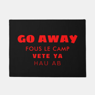 Tapete Vá afastado em quatro línguas anti-sociais