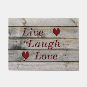 Tapete Vive o amor do riso no lado de um celeiro