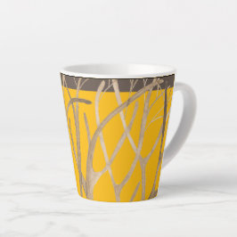 Tarde do outono em uma pequena caneca latina