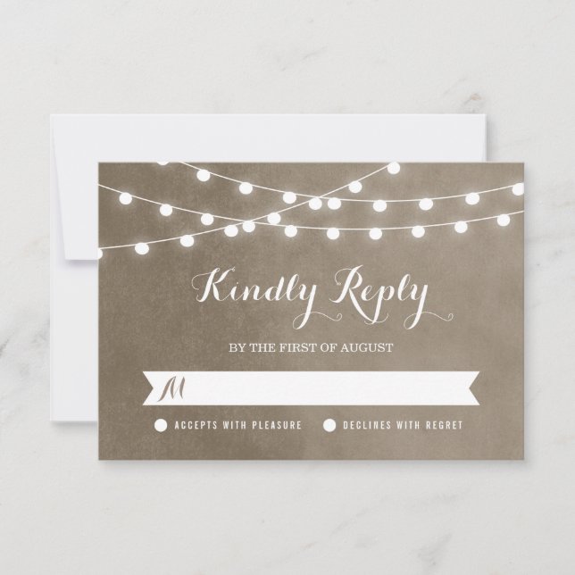 Taupe String Lights Weding RSVP Card (Frente)