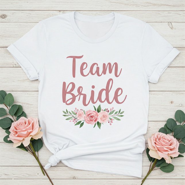 Team Bride T-Shirt for Bridesmaids with Pink (Criador carregado)