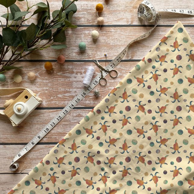 Tecido Caprinos e Bolinhas pintados com creme (Criador carregado)