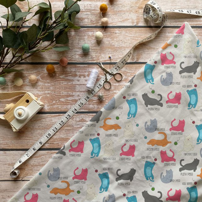 Tecido Cat Yoga (Criador carregado)