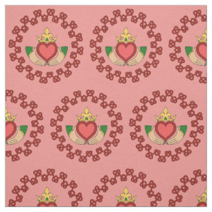 Tecido Claddagh e Knotwork vermelho no rosa