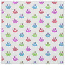 Coelhos coloridos bonitos