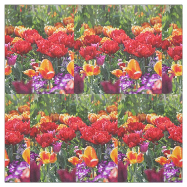 Tecido Falln Floral Crimson Waves (Modelo)