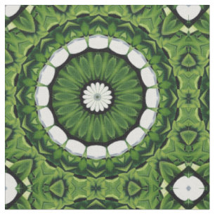 Tecido Mandala de Flora Verde e Branco Tropical