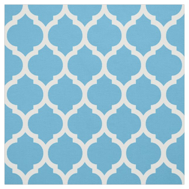 Tecido Padrão Quatrefoil Marroquino Azul Céu (Modelo)