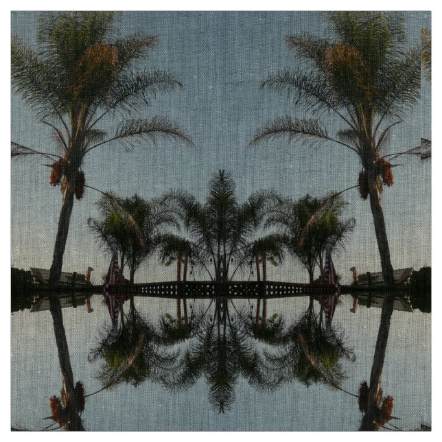Tecido palmeiras contra o céu (Modelo)