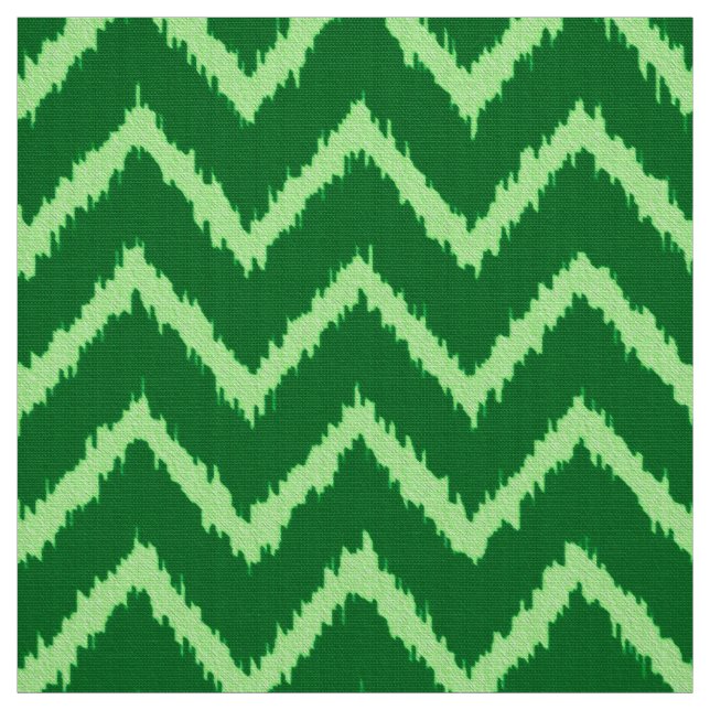 Tecido Teste padrão de Ikat Chevron - pinho e luz - verde (Modelo)