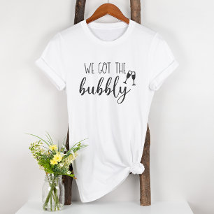 Temos a Camiseta de uma festa de noiva