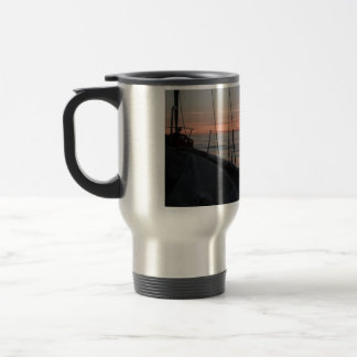 Térmica Cabo Trafalgar que suja aproximadamente na caneca