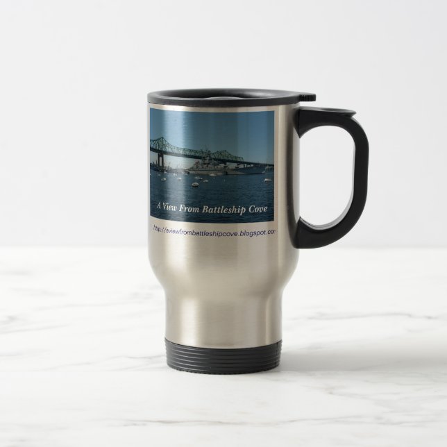 Térmica Uma vista da caneca da angra da navio de guerra (Direita)