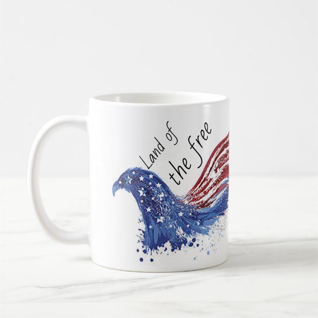 Terra da caneca de águia livre em 4 de julho (Esquerda)