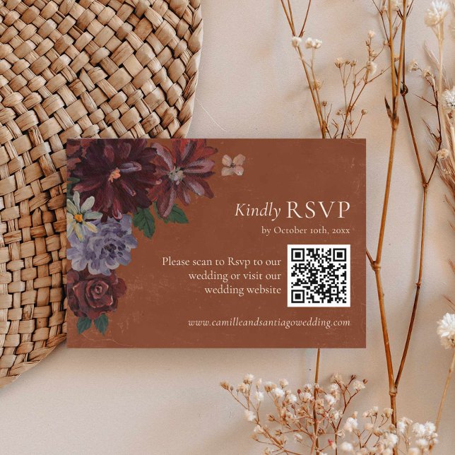 Terracotta Floral Wedding RSVP Código QR (Moody Terracotta Wedding Rsvp with QR Code Card)