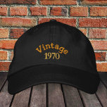 Teste VINTAGE. boné bordado de baseball 19xx /b'da<br><div class="desc">Chapéus bordados: boné clássico de beisebol de moda de aniversário com texto "VINTAGE" e Est. 19xx ano - para o aniversariante / menina,  comemorações de aniversário,  aniversário de casamento / chapéu de festa</div>