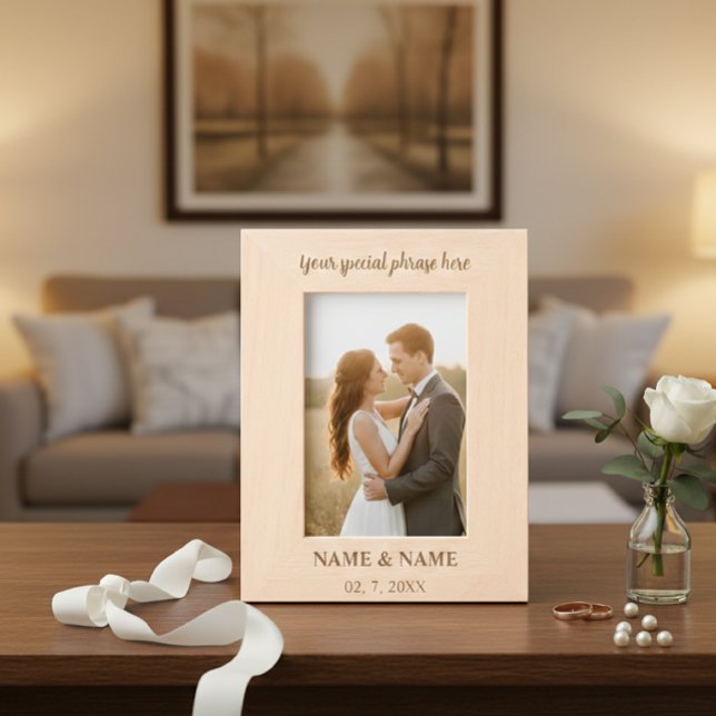 The Frame of Us – Personalized Wooden Engagement  (Criador carregado)