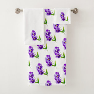 "The Pansy Party" num conjunto de toalhas de Banhe