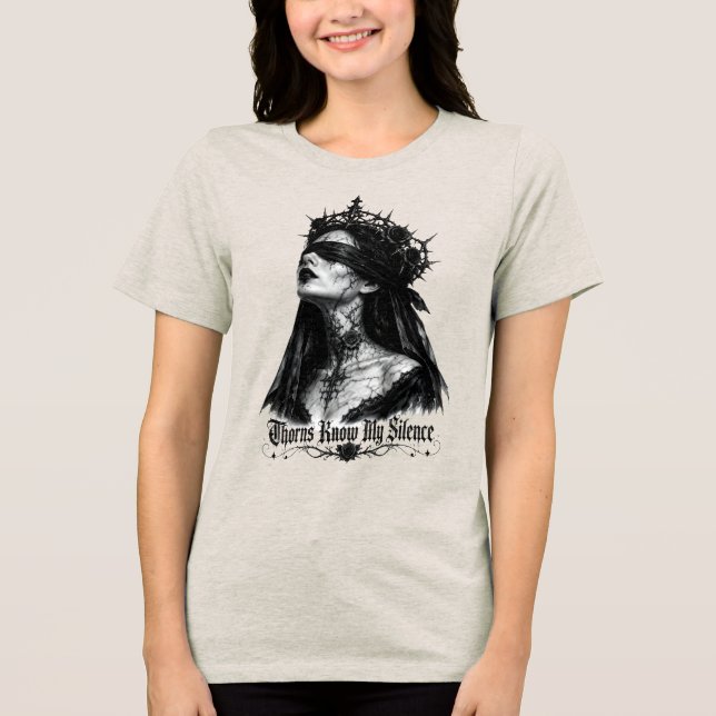 "Thorns Know My Silence" Camiseta Feminina Gótica (Frente)