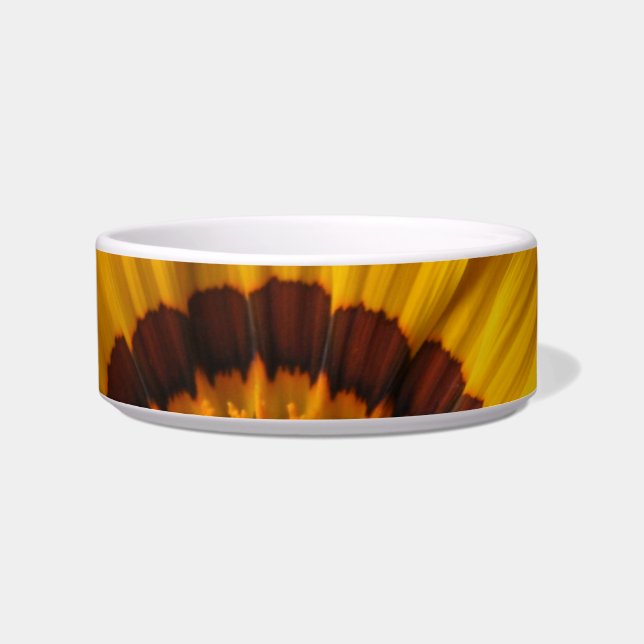 Tigela Flor amarela sobre fundo preto (Frente)