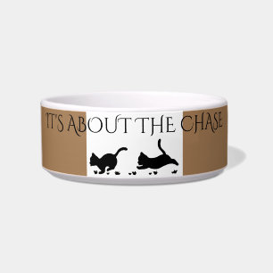 Tigela Gatinhos pretos que alimentam a bacia