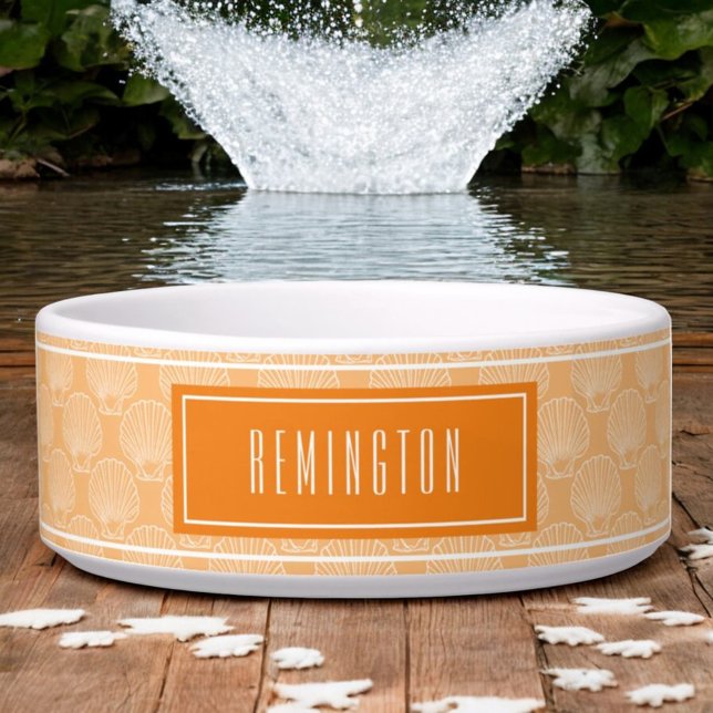 Tigela Padrão De Shell Do Mar De Praia No Nome De Pet Per (Sea shell pattern over orange with template text dog bowl)