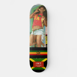 TINA INGRAM MODELO skateboard