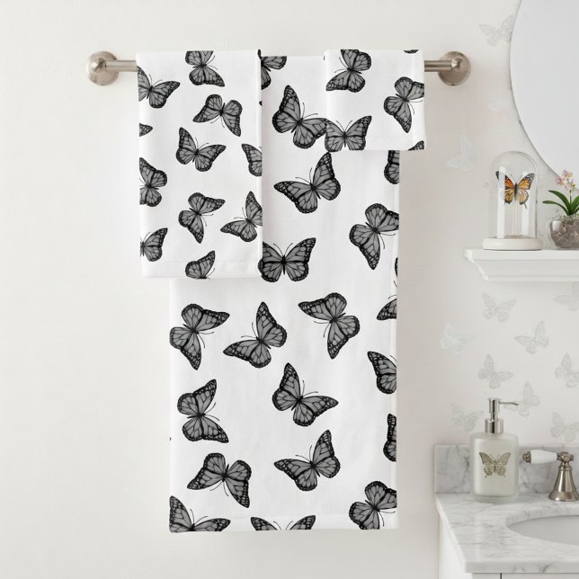 Toalha de Banheiro Preta e Branca (Black and white bathroom towel set for butterfly lovers. 🦋)