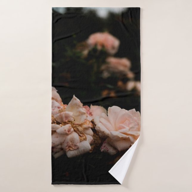 Toalha De Banho Arbusto de flor natural durante o verão abstrato,  (Toalha de Banho)