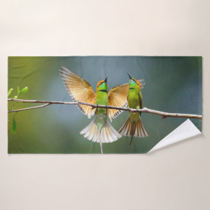 Toalha De Banho Aves Verdes Congeladas na Fotografia das Árvores