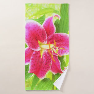 Toalha De Banho Bonito Stargazer Rosa Profundo Lily no Verde limão
