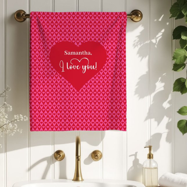 Toalha de Banho Clássica Vermelha com Corações de  (Classic Red Hearts Love Gift Valentine Bath Towel)