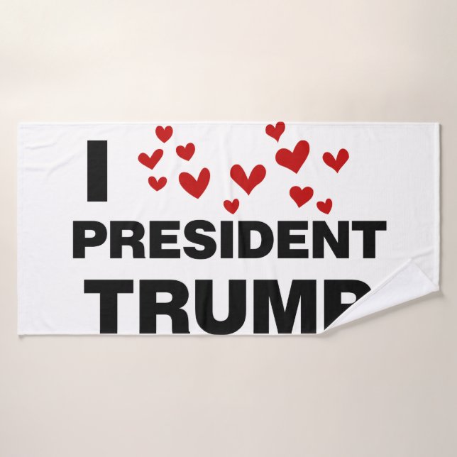 Toalha De Banho Eu Amo O Presidente Trump Hearts (Toalha de Banho)