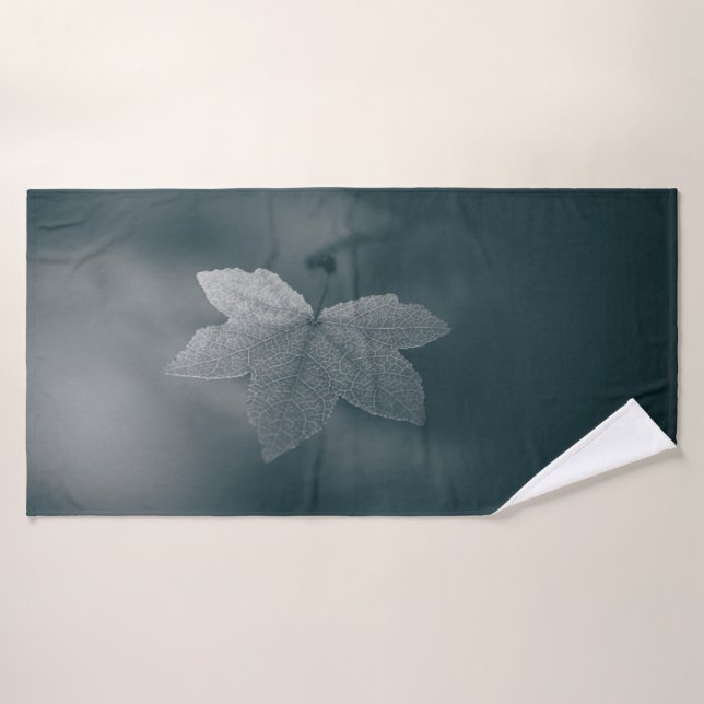 Toalha De Banho Foto da natureza do monocromo Maple Leaf (Toalha de Banho)