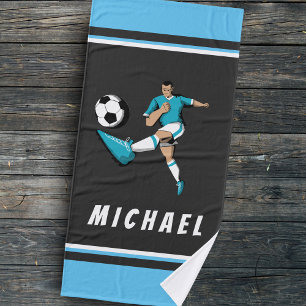 Toalha De Banho Ilustração Gráfica de Jogador de Futebol Chutando 