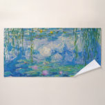 Toalha De Banho Lírios, 1916-1919, por Claude Monet<br><div class="desc">Claude Monet - Waterlily,  1916-1919. Oscar-Claude Monet (1840-1926) foi pintor e fundador francês da pintura impressionista que é vista como um precursor chave do modernismo,  especialmente em suas tentativas de pintar a natureza à medida que a percebia.</div>