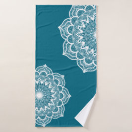 Toalha De Banho Mandala Branco em Fundo Azul