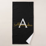 Toalha De Banho Nome do Monograma Rapariga de Script Moderno Doura<br><div class="desc">Planejador de Notebook Espiral de Nome de Monograma Simples Preto e Dourado. Isto faz o doce e perfeito aniversário de 16 anos,  casamento,  chá de panela,  aniversário,  chá de fraldas ou festa de solteira presente para alguém que ama luxo de luxo e estilos quíticos.</div>